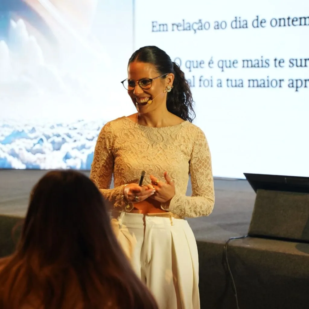 Joana Pinho a apresentar numa conferência